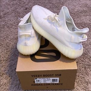 ‼️YEEZY 350 V2 cream/triple white with box